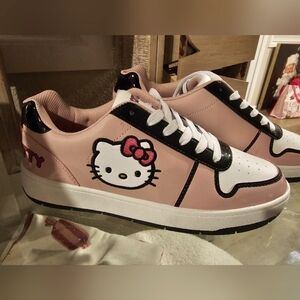 Sanrio Hello Kitty Sneakers Womens US Tennis Court Shoes Pink & Black